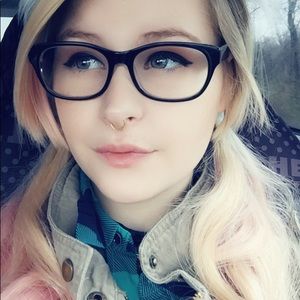 Meet your Posher, Ally